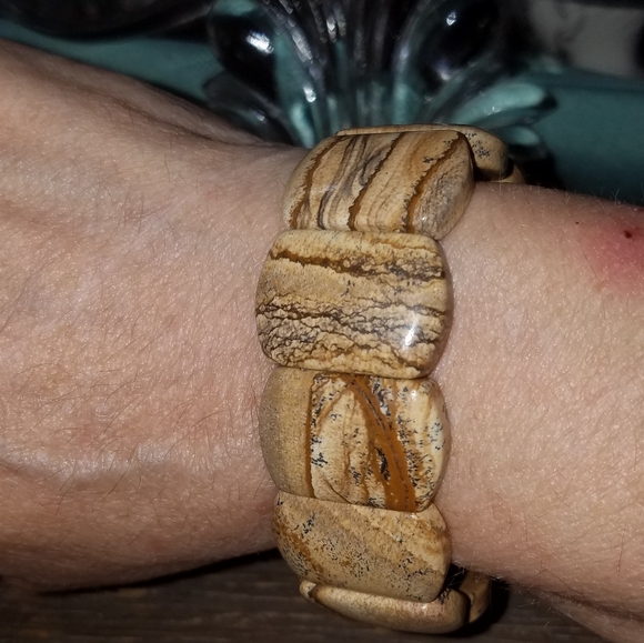 New Picture Jasper strech bracelet - Picture 3 of 7
